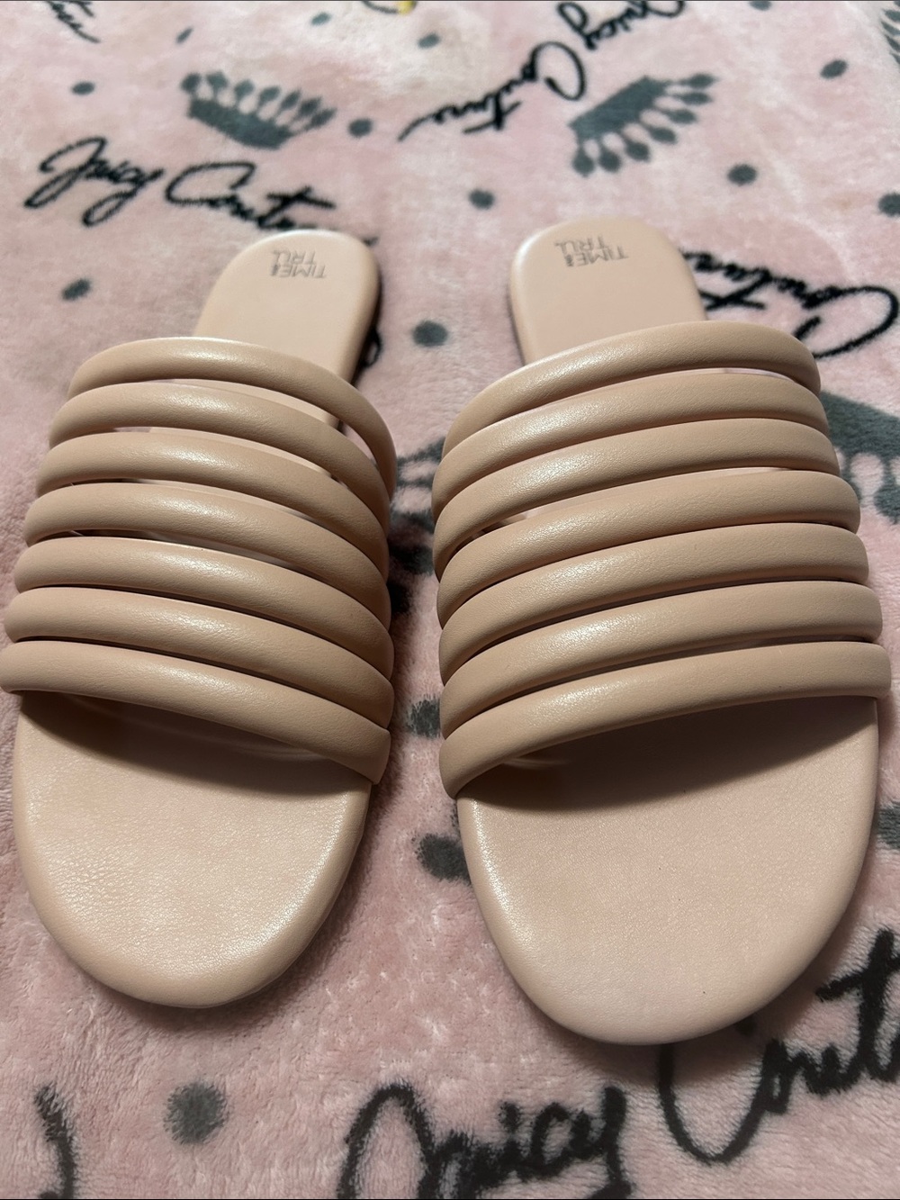 Time and Tru Nude Padded Multi-Band Slide Sandals Size 9 NWOT